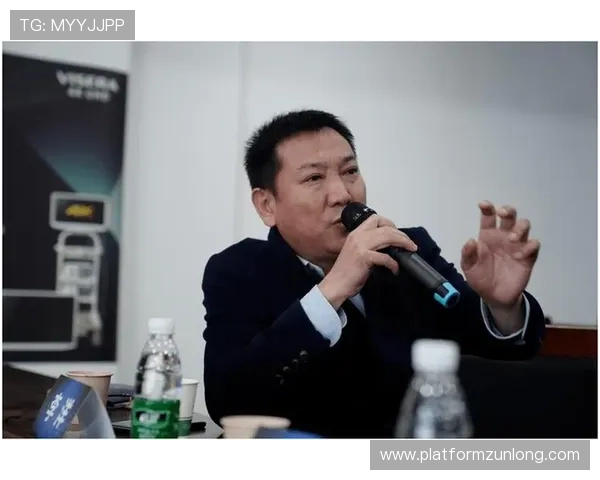 透视尊龙人生就是傅官网，解读成功背后的奋斗与坚持